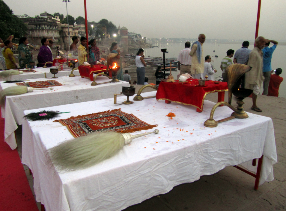 The morning arati in Varanasi