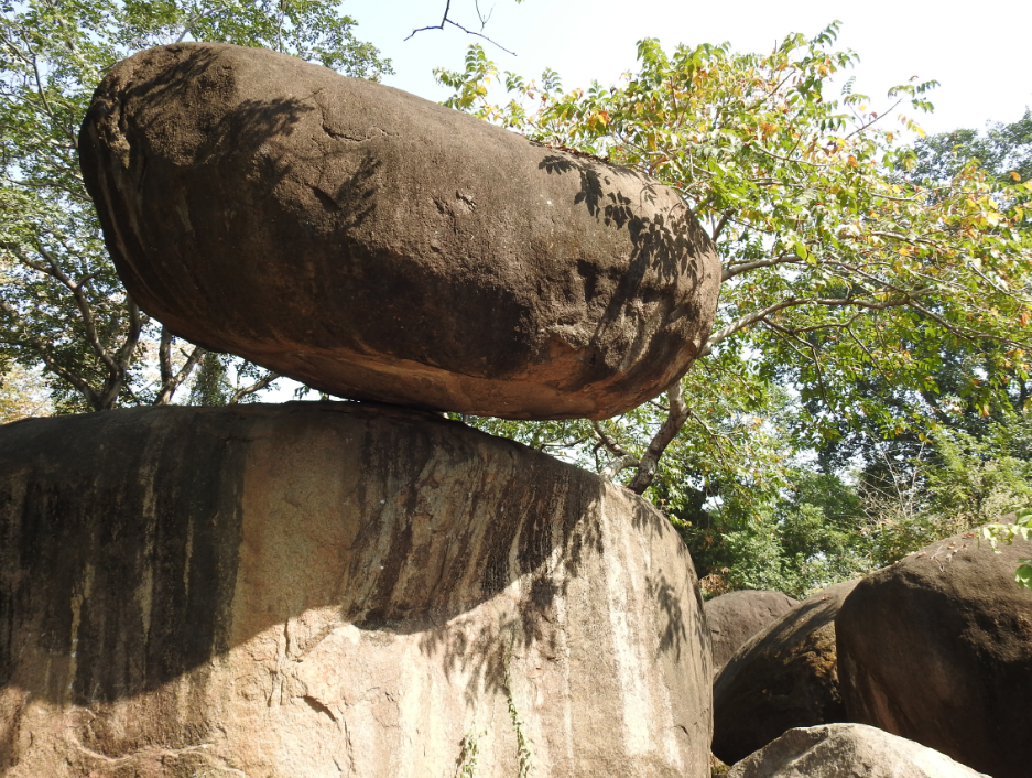 Balancing Rocks at Jabalpur