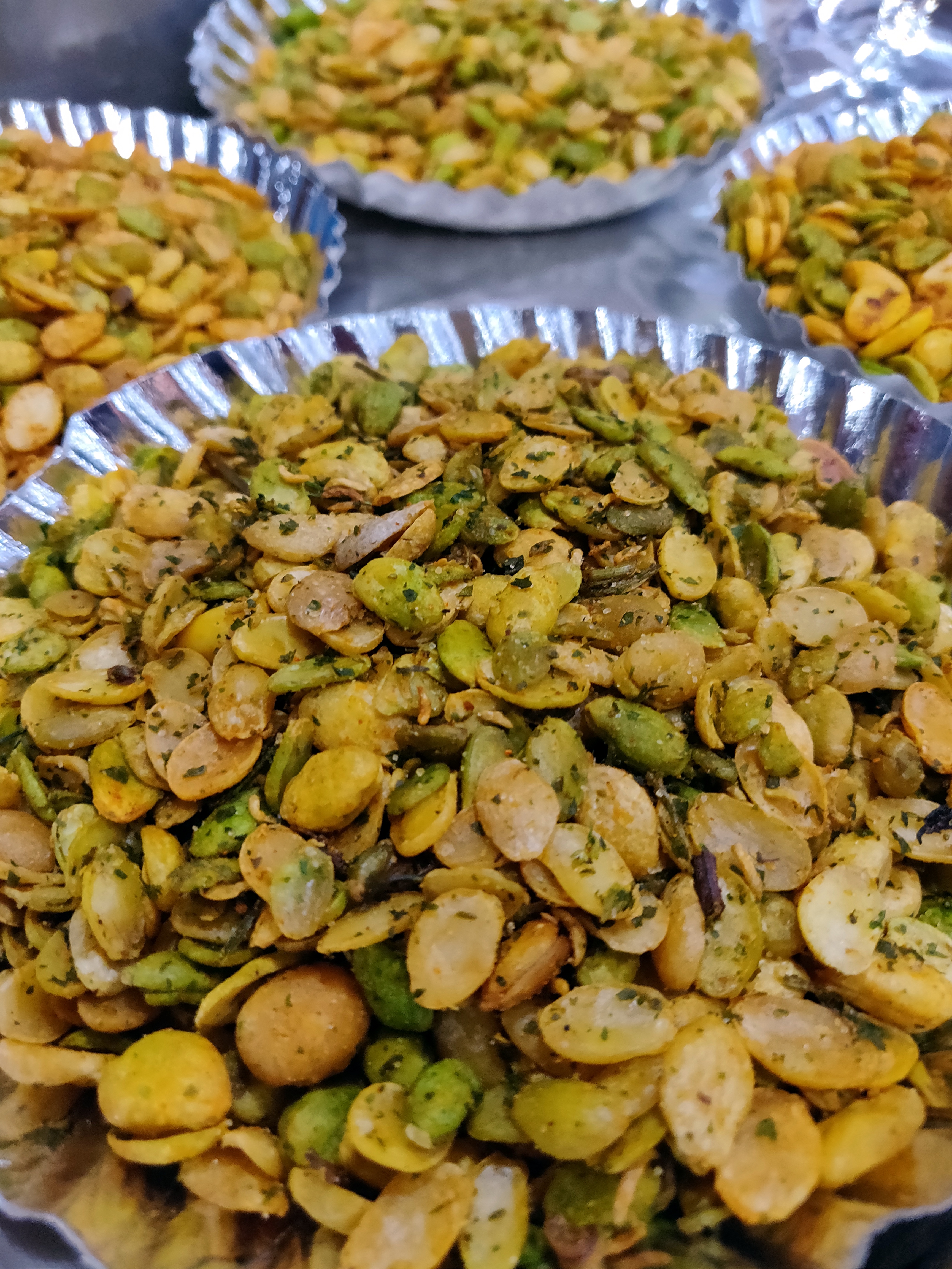 Fried snacks at Shree Vasavi Condiments