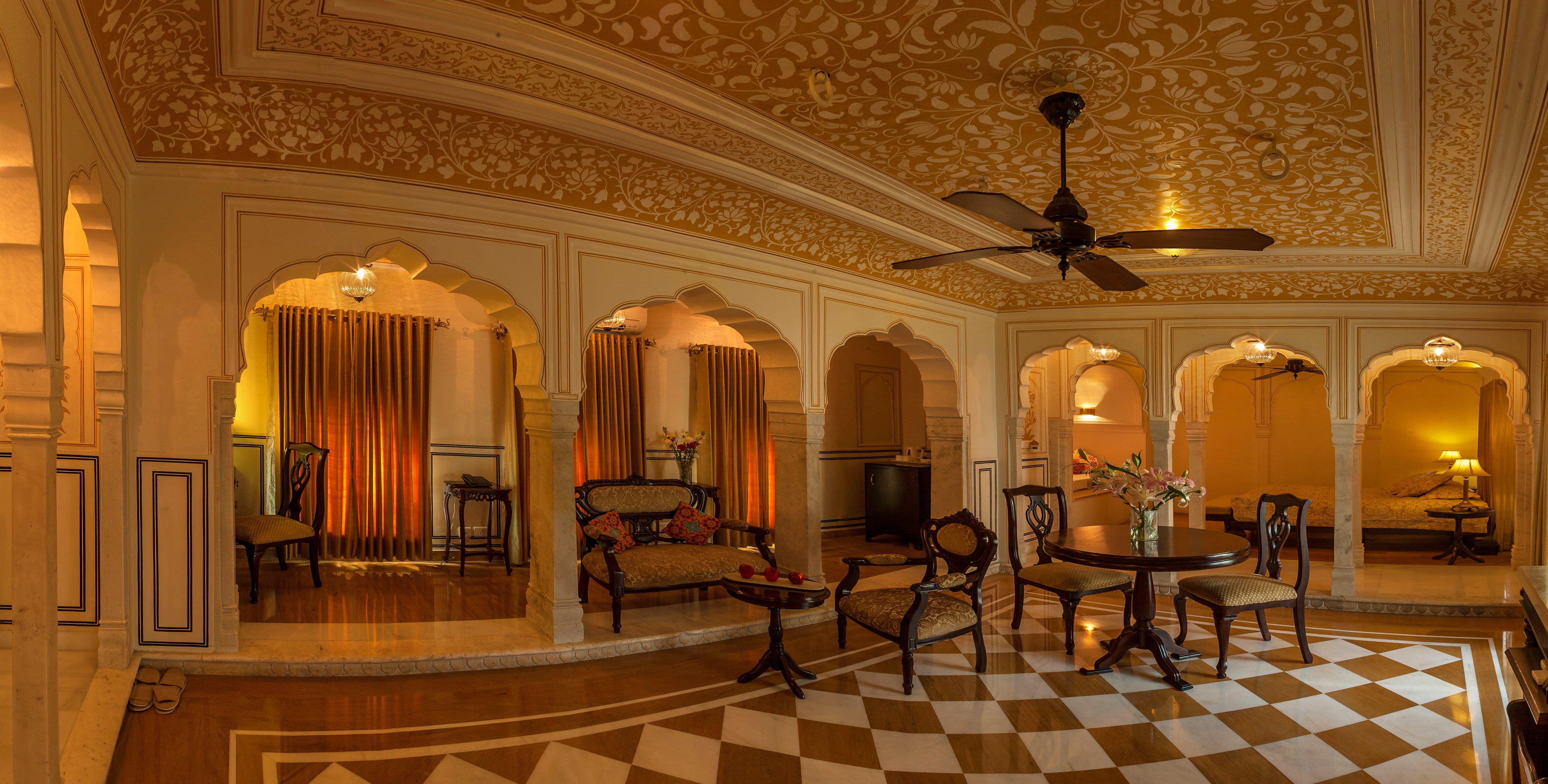 Signature Suite @ Royal Heritage Haveli by Niraamaya Retreats, Jaipur