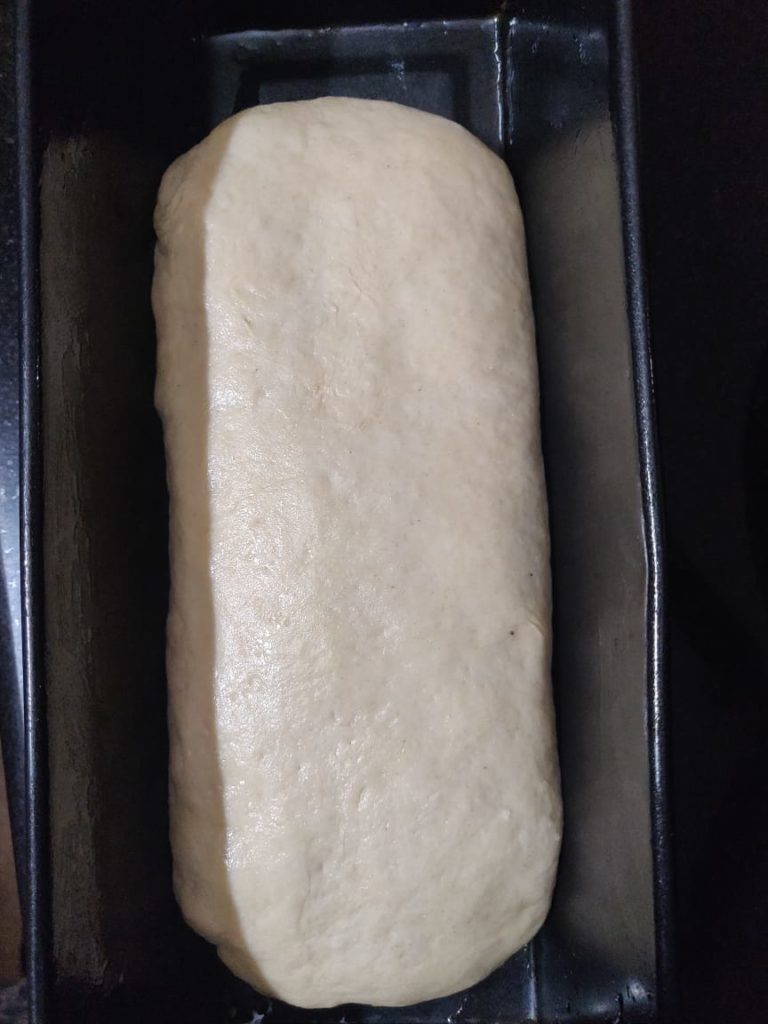 Step 5: the dough in the mold