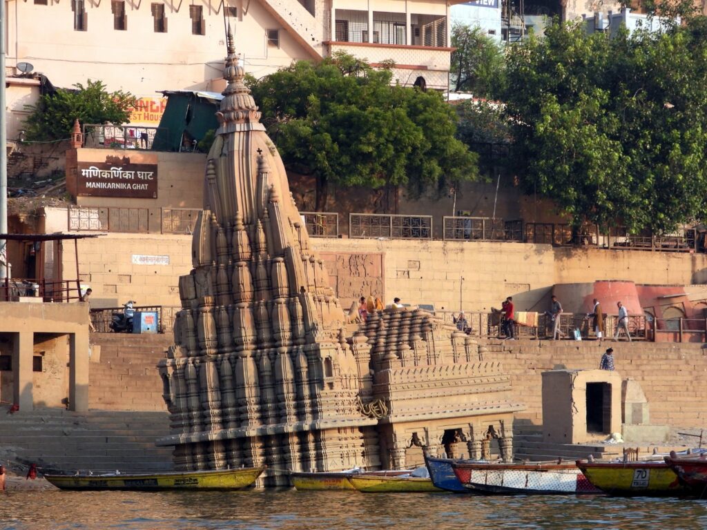 The tilted temple on the Varanasi Ghats