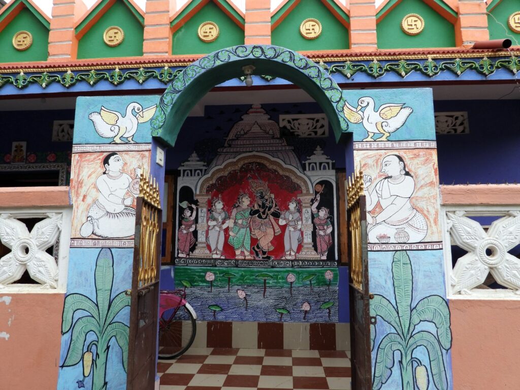Art outside the homes of Raghurajpur artists