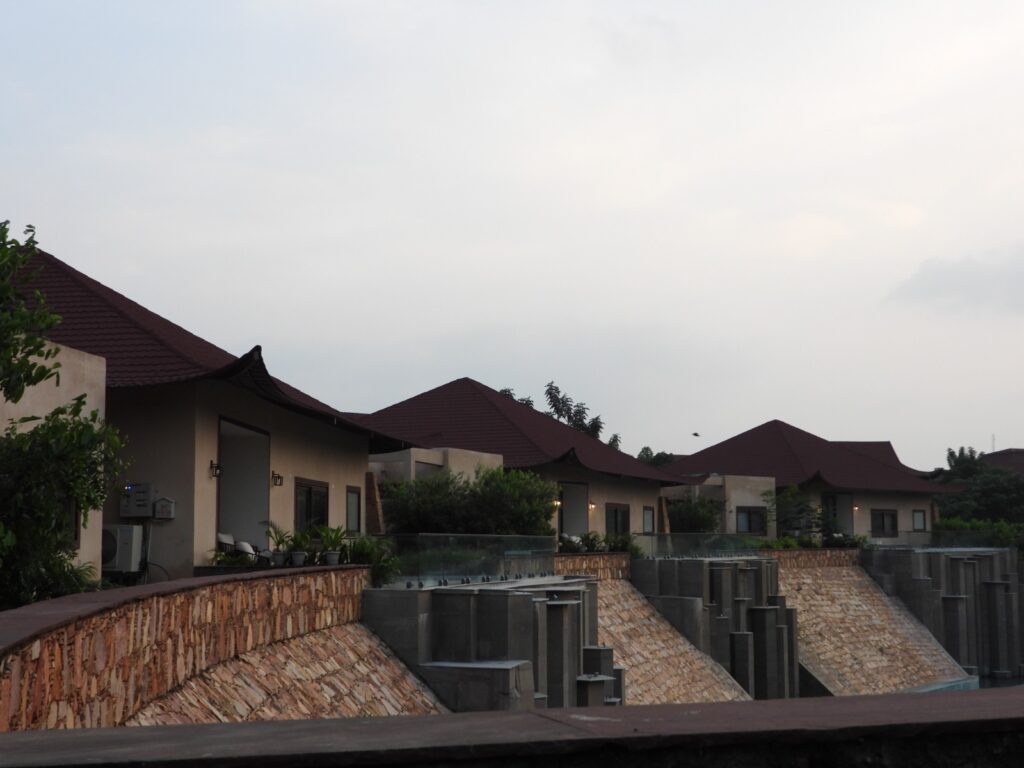 The exterior view of the presidential suites at Ananta Spa & Resort