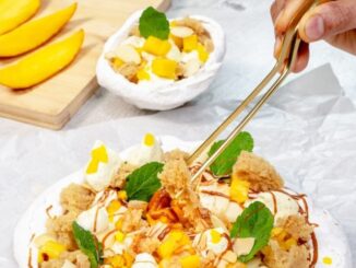 Mango Pavlova